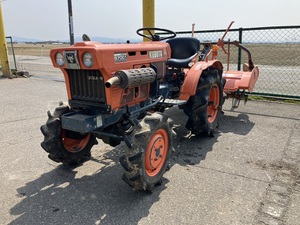 クボタ KUBOTA トラクター ブルトラ ディーセル B7001 可動品 直接引取り限定