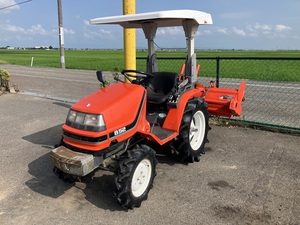 クボタ KUBOTA トラクター ルーフ付き B52 可動品 直接引取り限定 小型